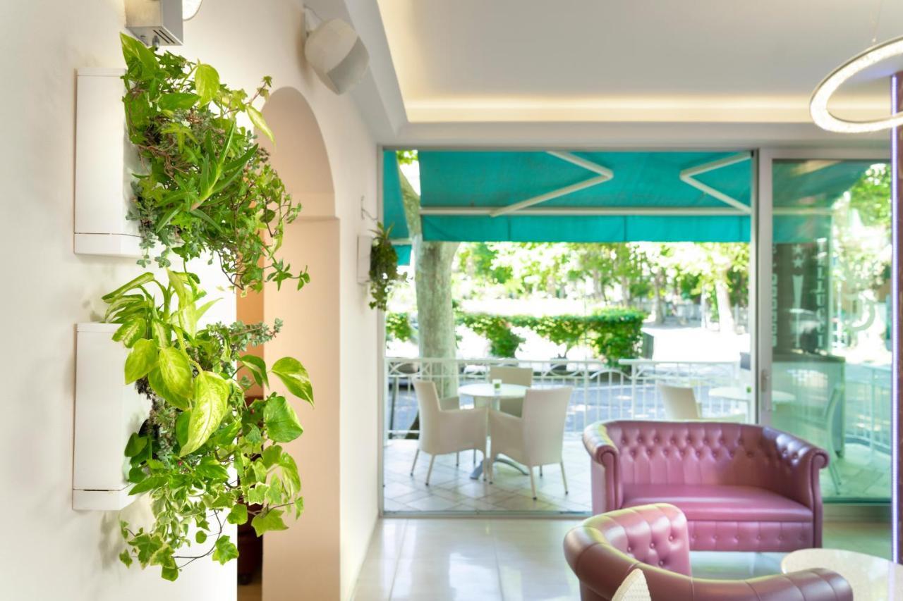 Hotel Castellucci Bellaria-Igea Marina Exteriör bild