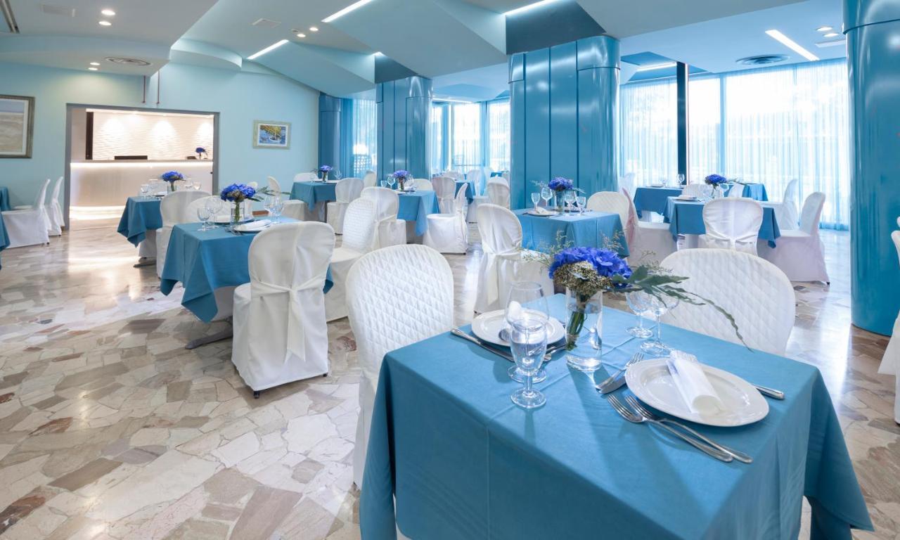 Hotel Castellucci Bellaria-Igea Marina Exteriör bild