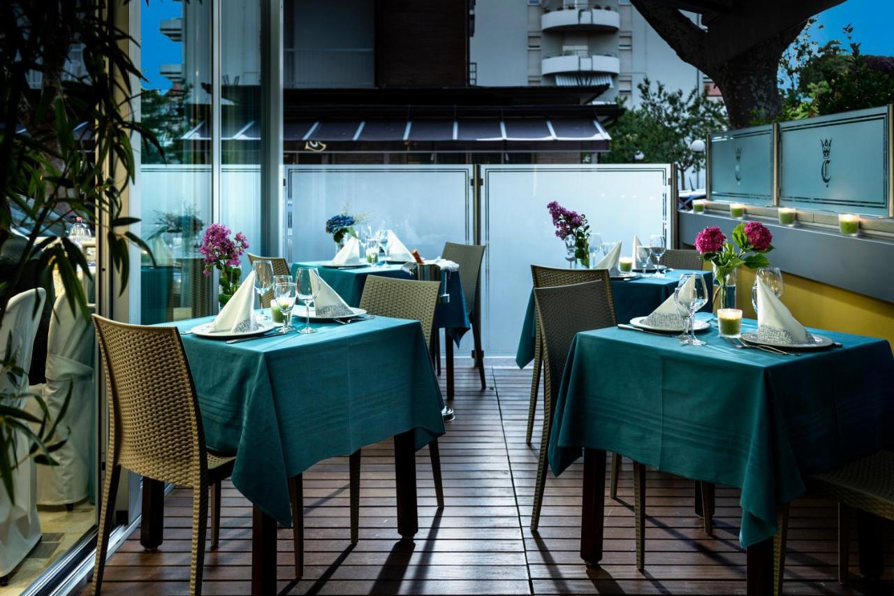 Hotel Castellucci Bellaria-Igea Marina Exteriör bild